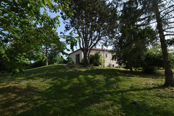 Image No.4-Maison de campagne de 4 chambres à vendre à Monségur