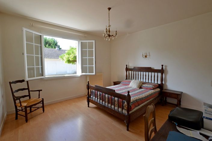 Image No.11-Maison de campagne de 3 chambres à vendre à Lot-et-Garonne