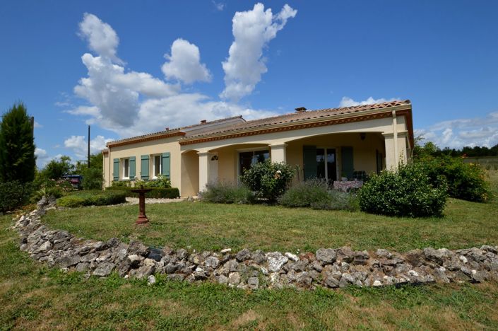 Image No.2-Maison de campagne de 3 chambres à vendre à Duras