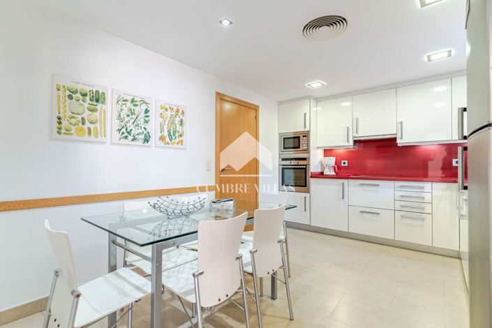 Image No.20-4 Bed Villa for sale