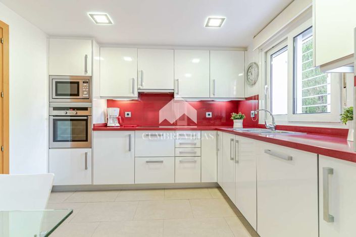 Image No.21-4 Bed Villa for sale