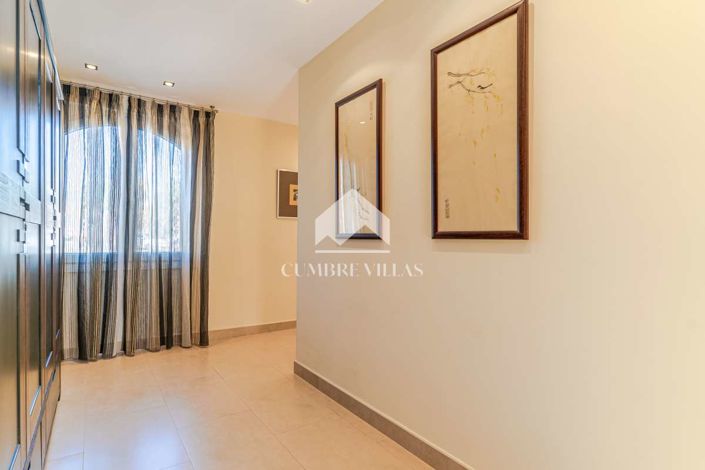 Image No.36-4 Bed Villa for sale