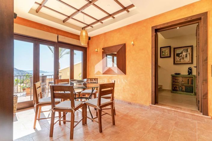 Image No.48-4 Bed Villa for sale