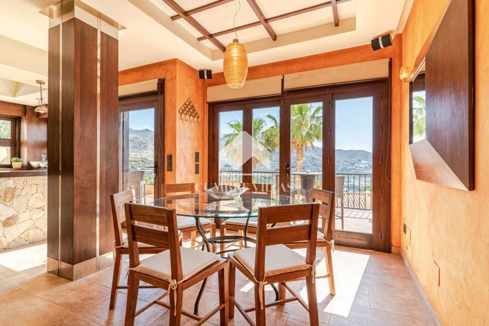 Image No.49-4 Bed Villa for sale