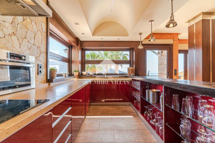 Image No.54-4 Bed Villa for sale