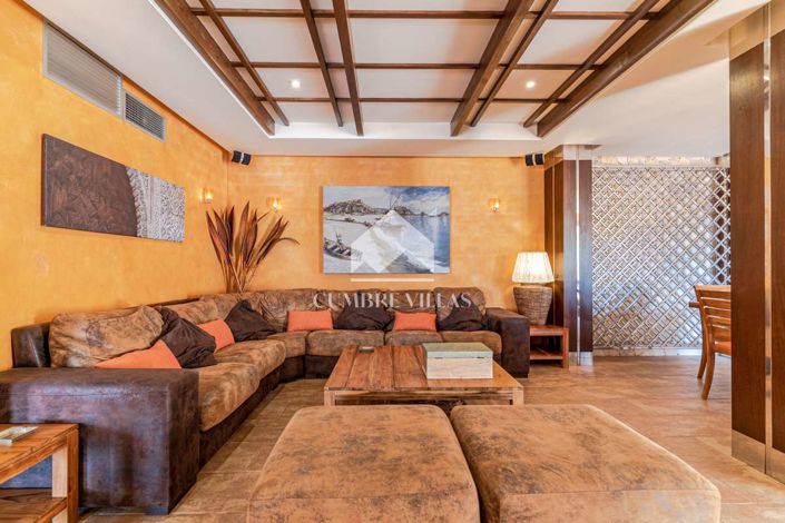 Image No.56-4 Bed Villa for sale