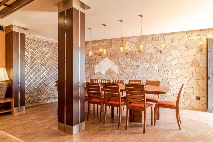 Image No.57-4 Bed Villa for sale