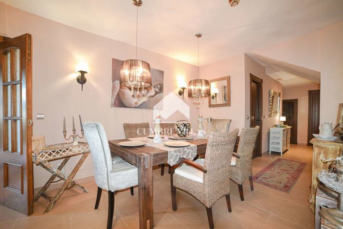 Image No.27-6 Bed Villa for sale