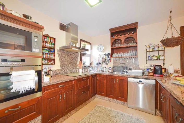 Image No.34-6 Bed Villa for sale