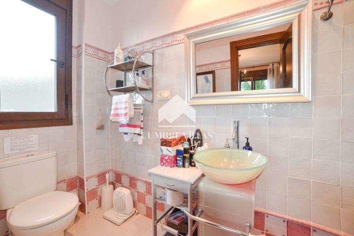 Image No.47-6 Bed Villa for sale