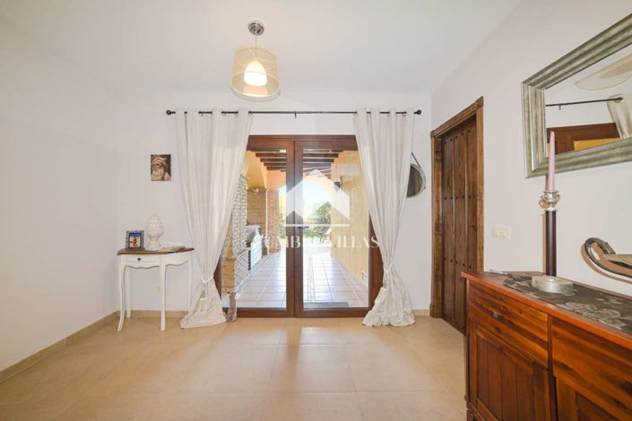 Image No.57-6 Bed Villa for sale