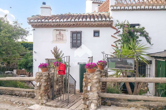 Image No.10-14 Bed Country House for sale