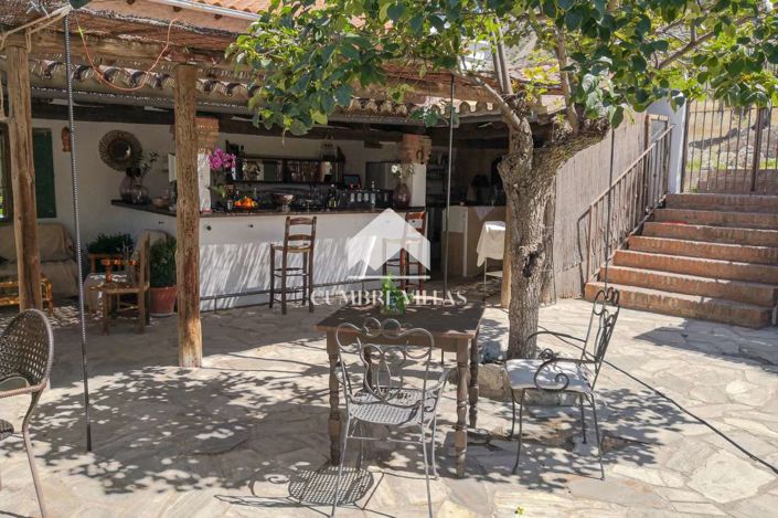 Image No.6-14 Bed Country House for sale