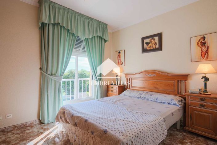 Image No.24-Maison de campagne de 3 chambres à vendre à Salobreña