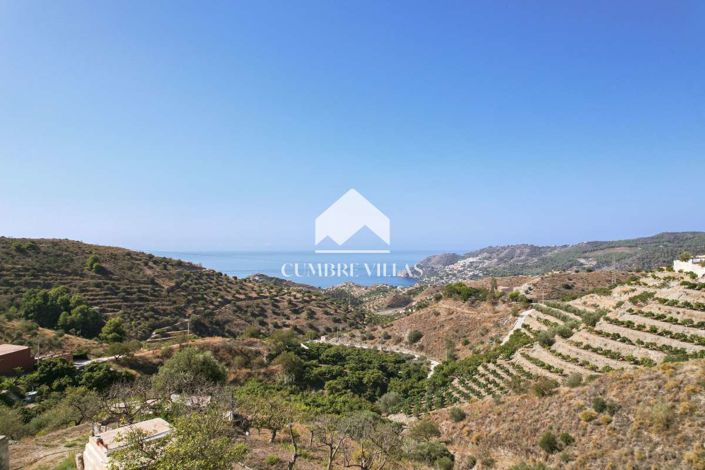 Image No.11-Maison de campagne de 8 chambres à vendre à La Herradura