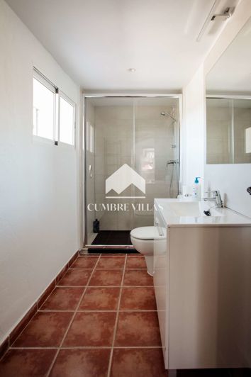 Image No.20-Maison de campagne de 8 chambres à vendre à La Herradura