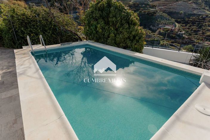 Image No.25-Maison de campagne de 8 chambres à vendre à La Herradura