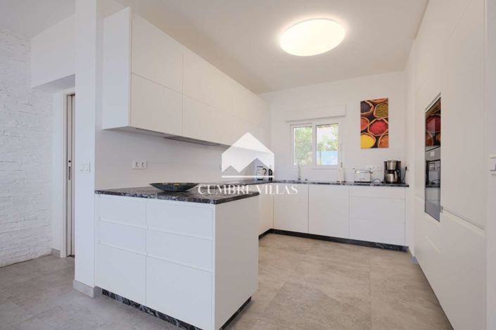 Image No.19-4 Bed Villa for sale