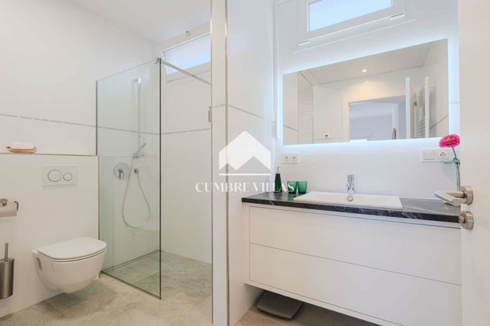 Image No.23-4 Bed Villa for sale