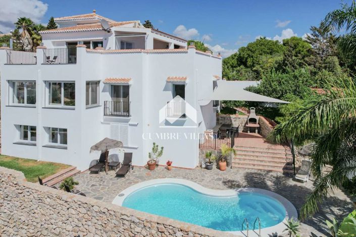 Image No.3-4 Bed Villa for sale