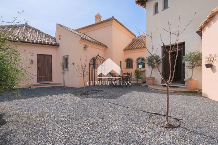 Image No.12-Maison de campagne de 6 chambres à vendre à Itrabo