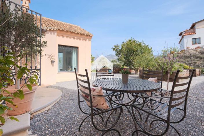 Image No.14-Maison de campagne de 6 chambres à vendre à Itrabo