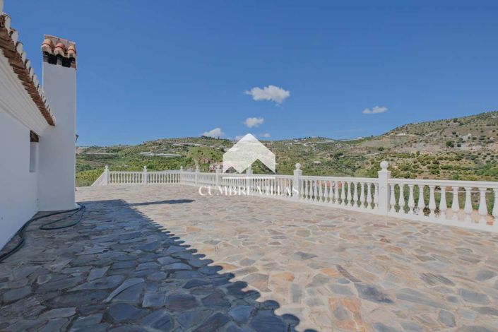 Image No.48-Maison de campagne de 5 chambres à vendre à Itrabo