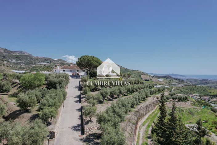 Image No.58-Maison de campagne de 5 chambres à vendre à Itrabo