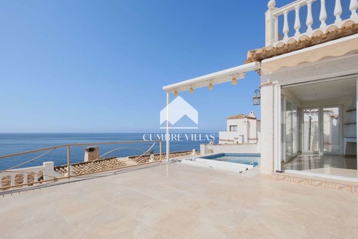 Image No.3-4 Bed Villa for sale