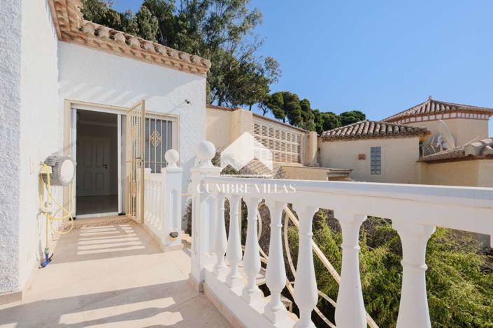 Image No.32-4 Bed Villa for sale