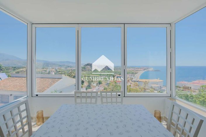 Image No.15-4 Bed Villa for sale