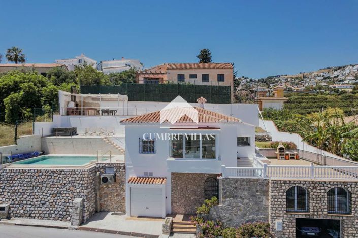 Image No.6-4 Bed Villa for sale