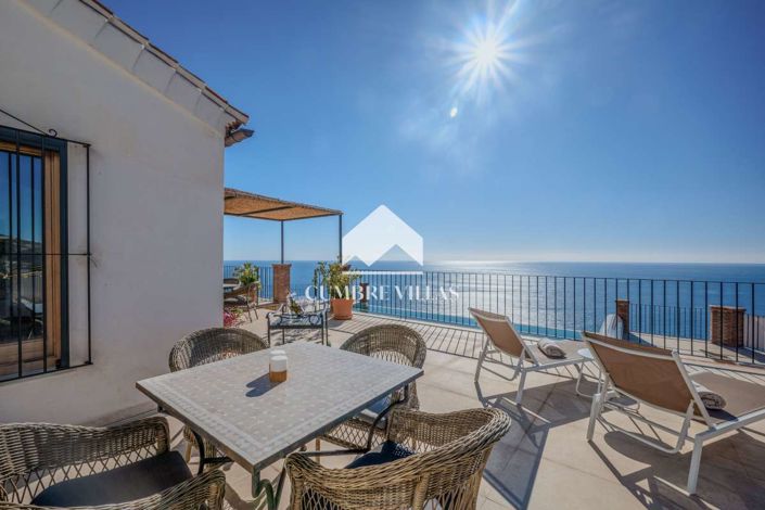 Image No.42-5 Bed Villa for sale