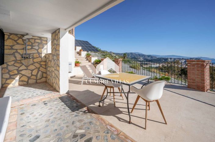 Image No.51-5 Bed Villa for sale