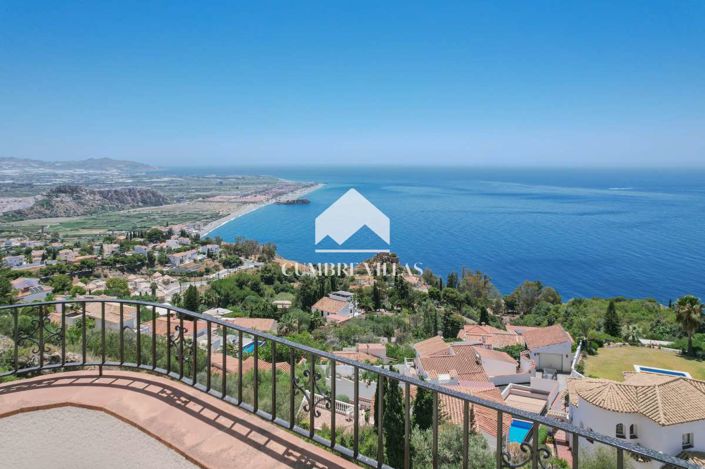 Image No.3-Villa de 5 chambres à vendre à Salobreña