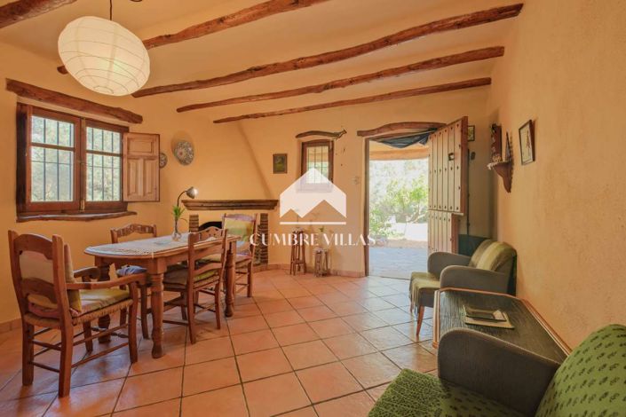 Image No.13-Maison de campagne de 6 chambres à vendre à Orgiva