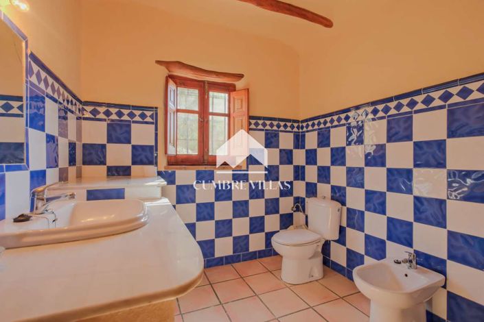 Image No.49-Maison de campagne de 6 chambres à vendre à Orgiva