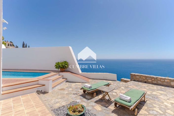 Image No.2-Villa de 5 chambres à vendre à Almuñécar