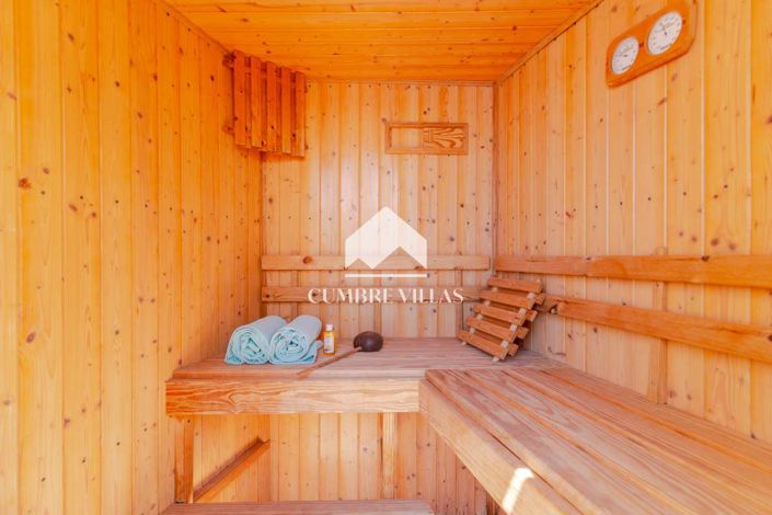 Image No.55-Villa de 5 chambres à vendre à Almuñécar