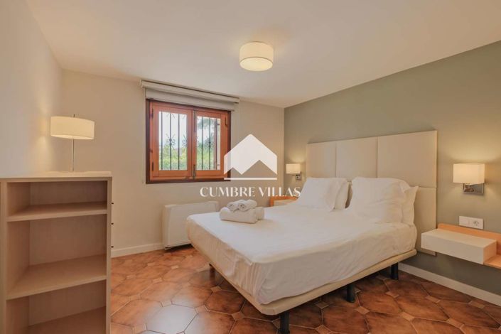 Image No.41-7 Bed Villa for sale