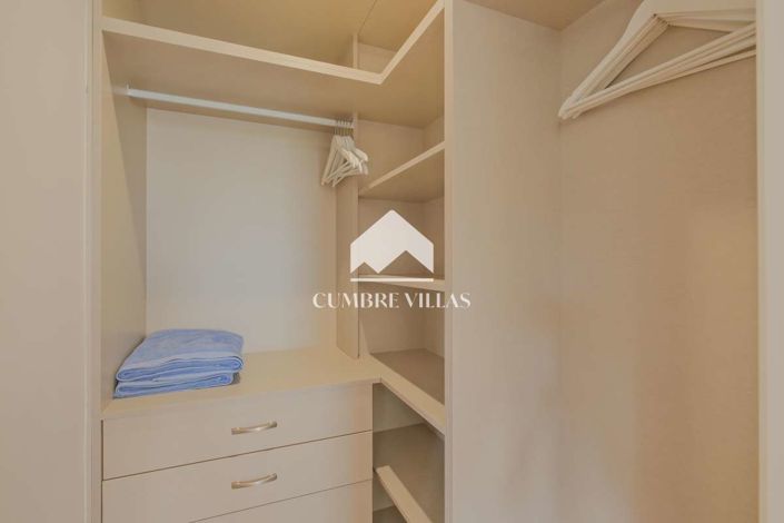 Image No.50-7 Bed Villa for sale