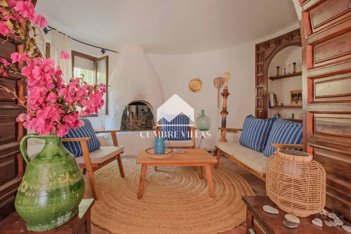 Image No.17-3 Bed Villa for sale