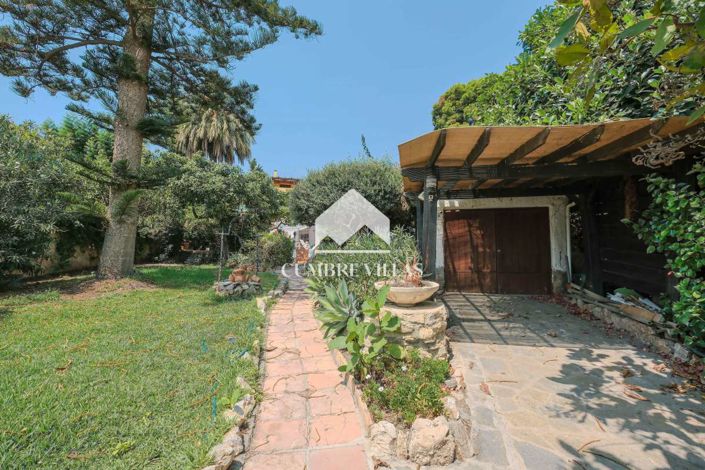 Image No.8-3 Bed Villa for sale