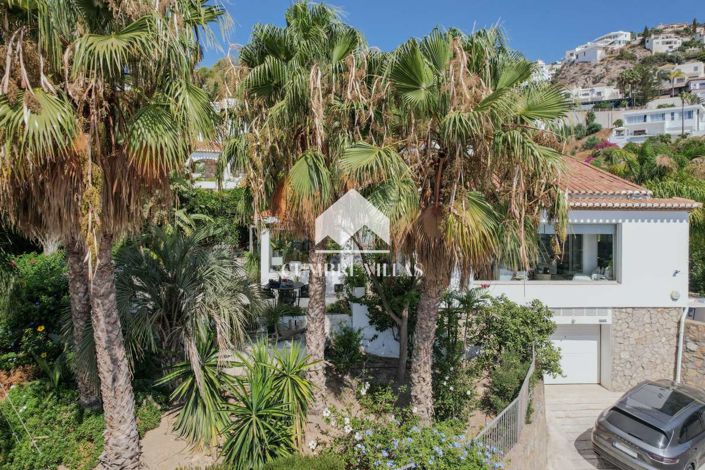 Image No.17-4 Bed Villa for sale