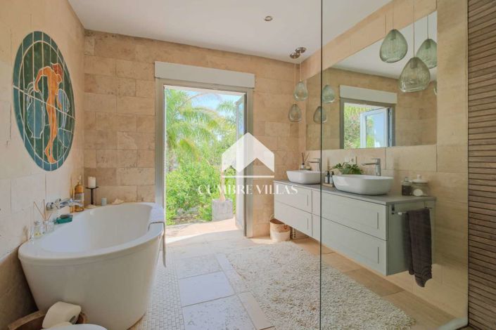 Image No.39-4 Bed Villa for sale