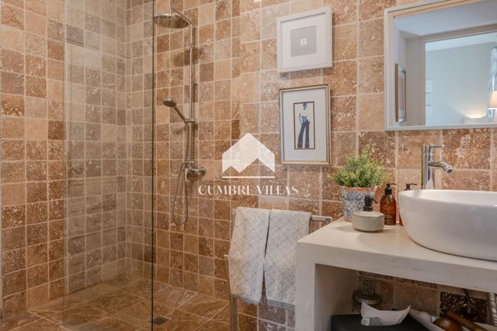 Image No.47-4 Bed Villa for sale