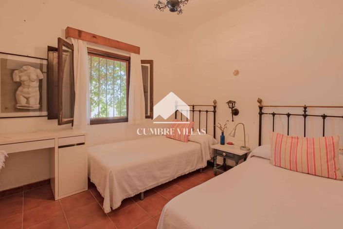 Image No.33-Maison de campagne de 5 chambres à vendre à Motril