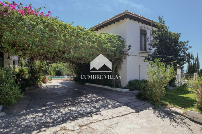 Image No.4-Maison de campagne de 5 chambres à vendre à Motril