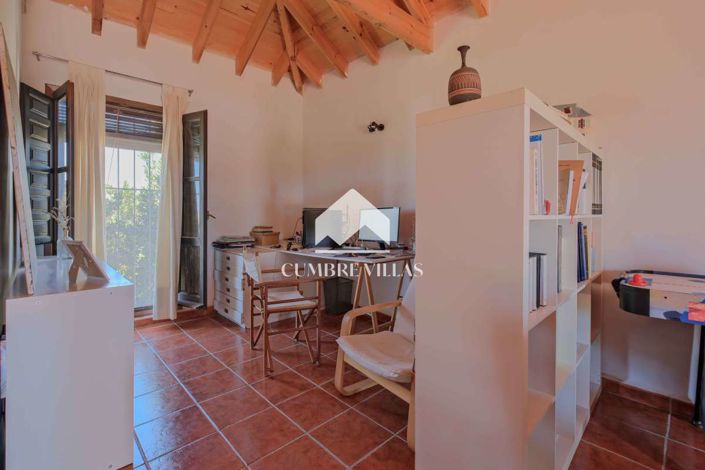 Image No.51-Maison de campagne de 5 chambres à vendre à Motril