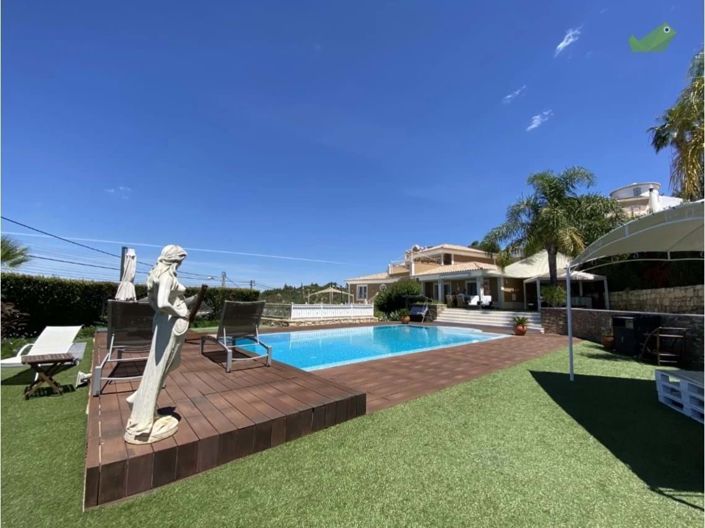 Image No.14-Villa de 5 chambres à vendre à Loule